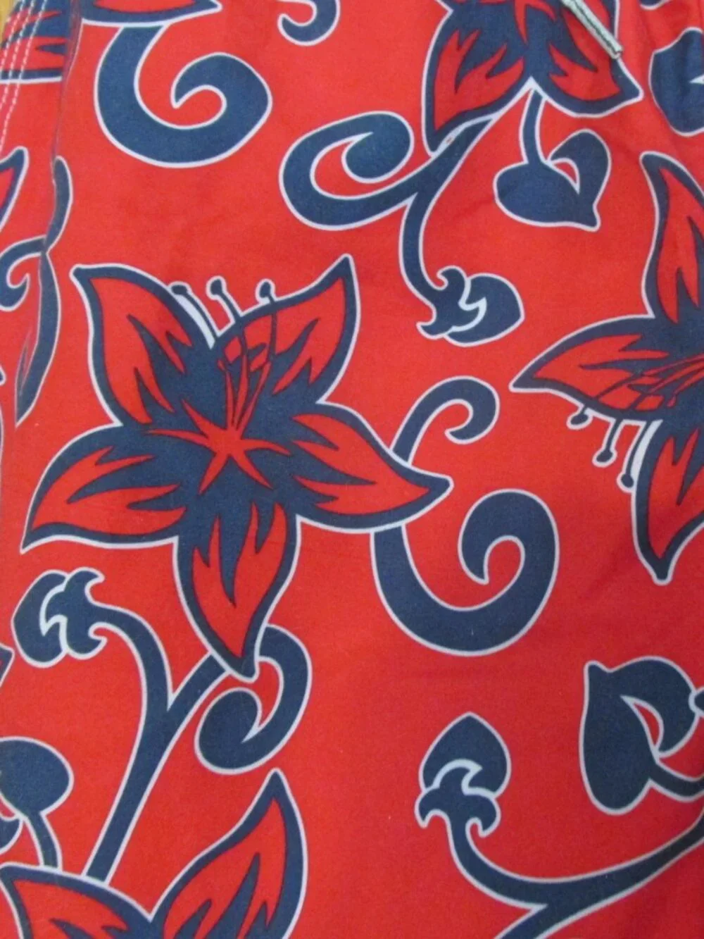 ISLANDER BOY'S SIZE 6 / 7 SWIM TRUNKS RED, BLUE HAWAIIAN SUIT WEAR BOARD NWT